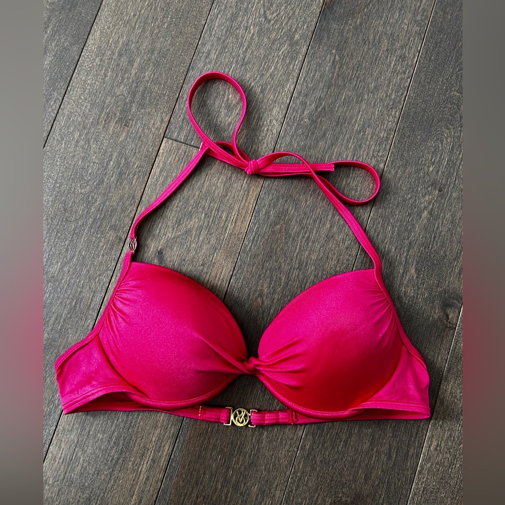 Victoria’s Secret bikini‎ top size 34B